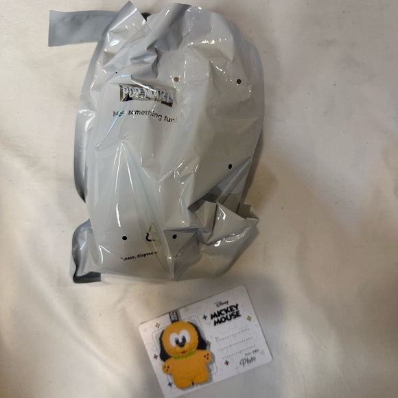 Pop Mart Disney Mickey and Friends Pluto - Picture 15 of 15